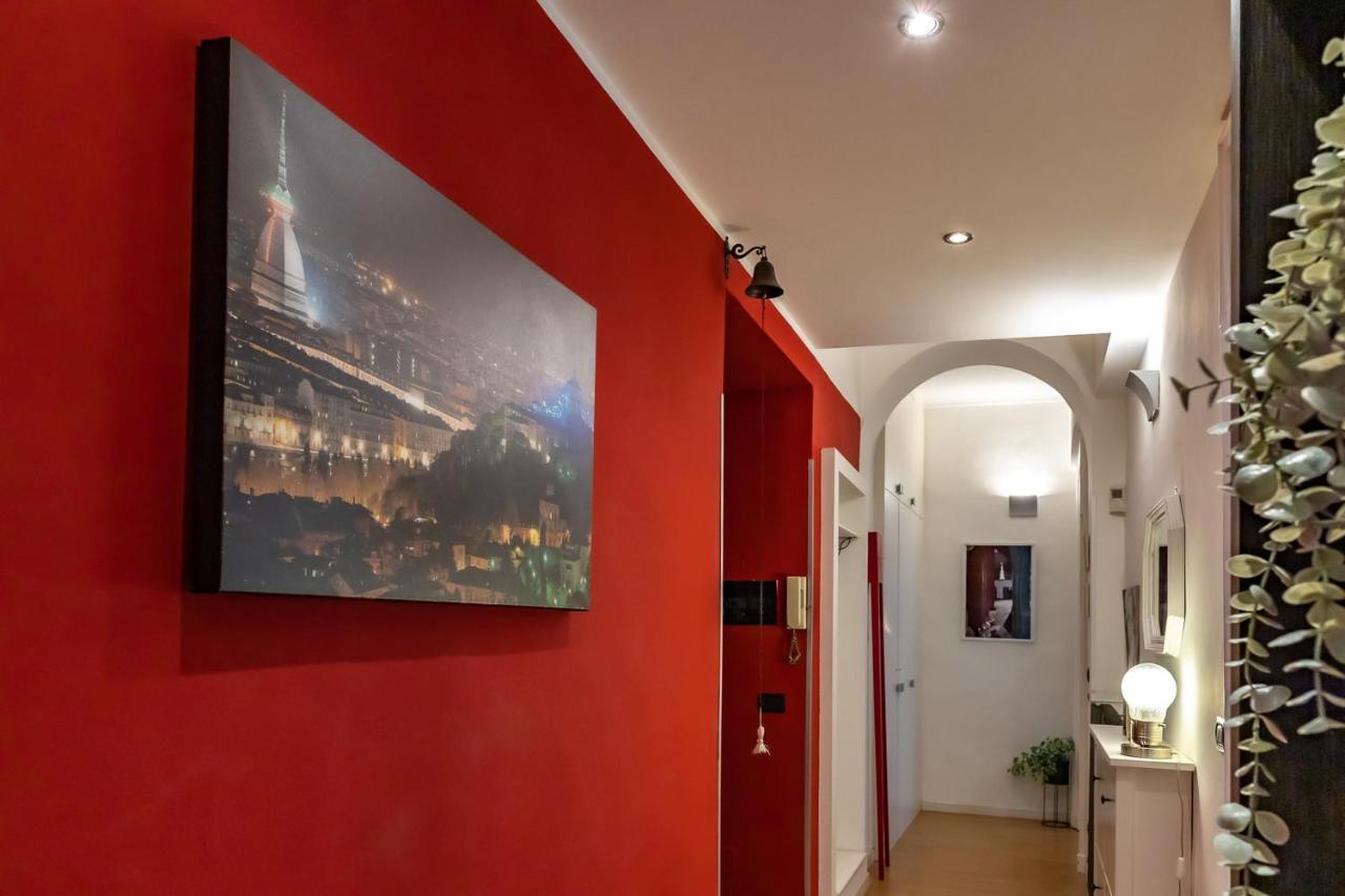 トリノApple House Al Duomo By Wonderful Italyアパートメント エクステリア 写真